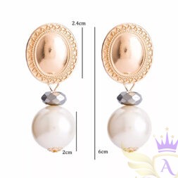 Luxe oval pearl drop earrings with size measurement guide